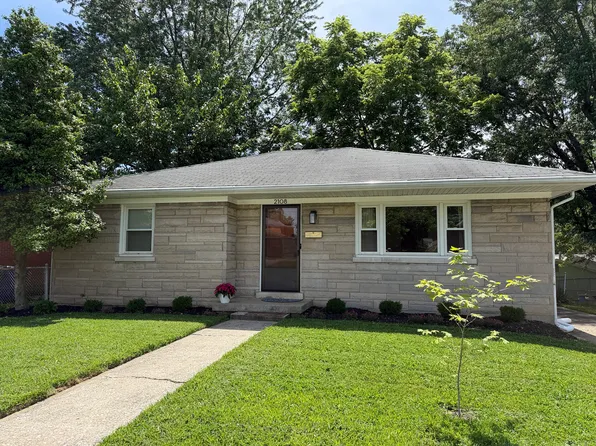 2108 Saint Michael Dr, Lexington, KY 40502