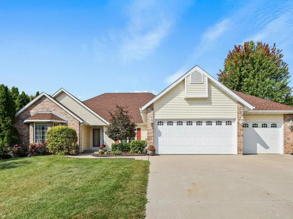 832 Bergen Ct, Stoughton, WI 53589