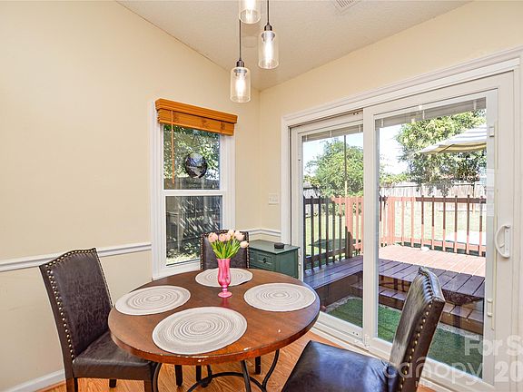 4th image of 2505 Justin Ct