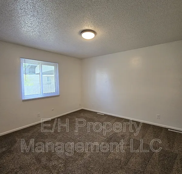 8728 E Arthur Cir — Photo 16