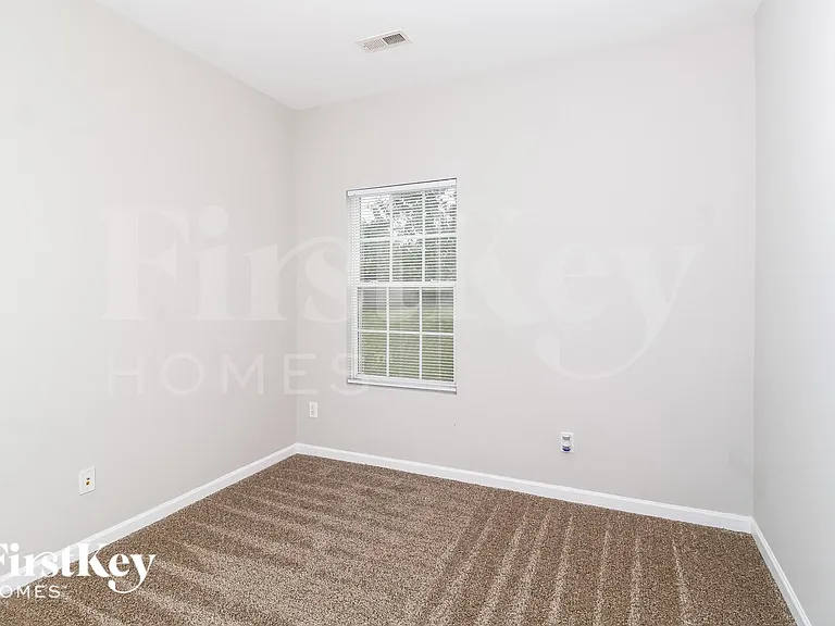 1810 Beeson Park Ln — Photo 8