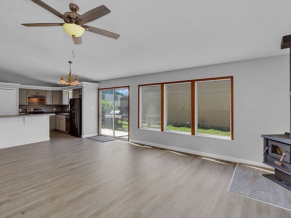 5th image of 466 1/2 Carson Lake Dr
