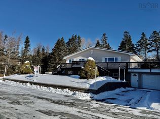 44 Lahey Dr, Halifax, NS B2Z 1R2