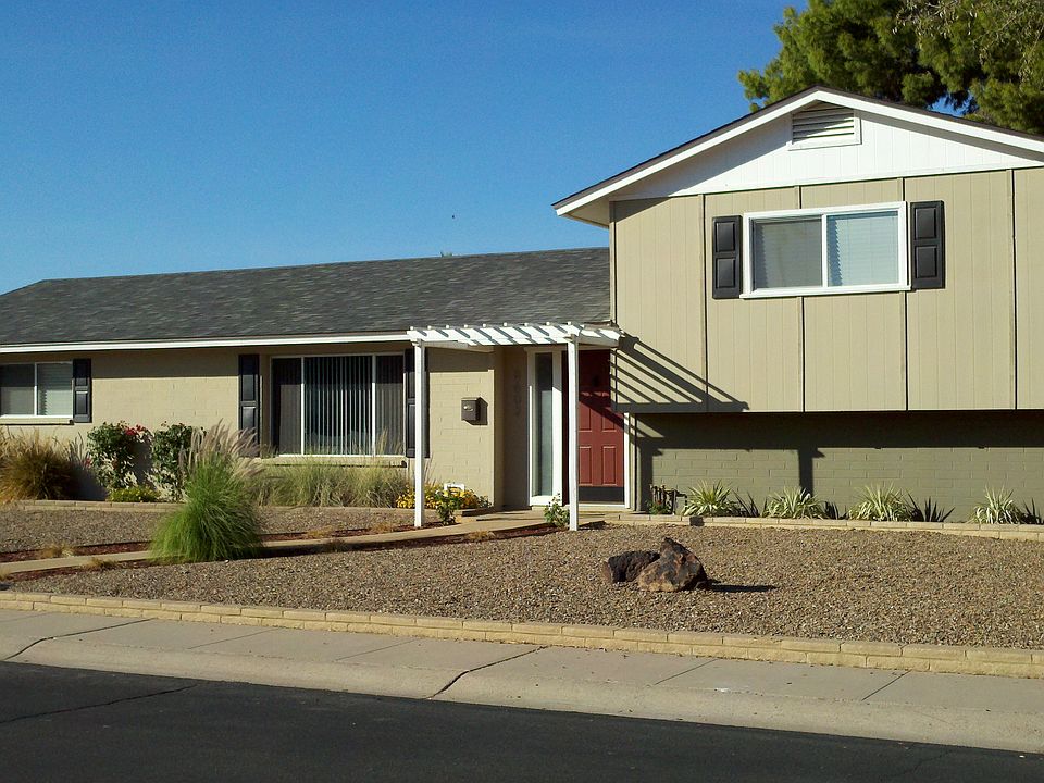 2nd image of 8602 E Malcomb Dr