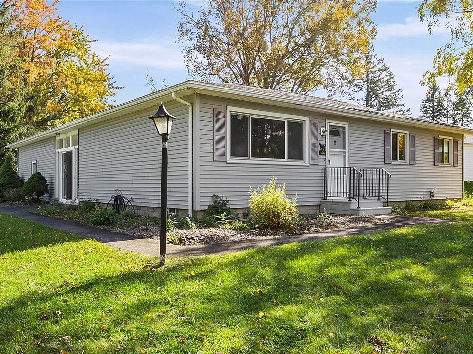 44 Loreto Ave