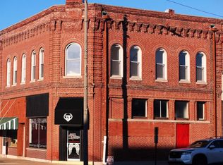 100 N Washington St, Salem, IL 62881