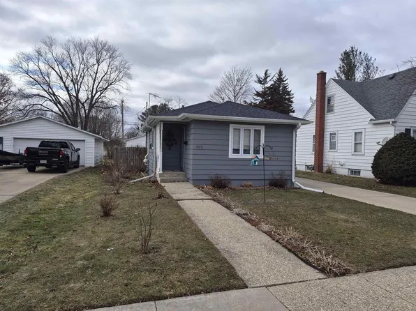 915 Eisenhower Avenue, Janesville, WI 53545
