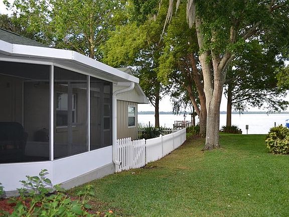 2nd image of 32617 Lakeshore Dr