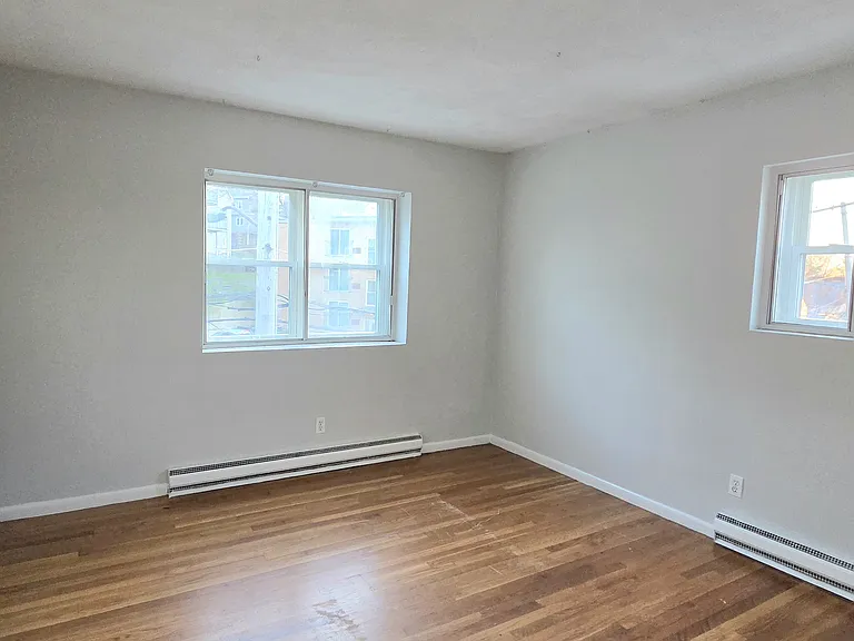 5 Waldemar Ave #3 — Photo 7