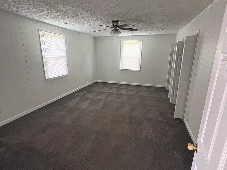 2912 Leatherwood Dr — Photo 9