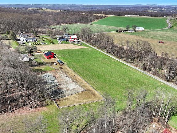 4th image of 411 Red Hill Rd