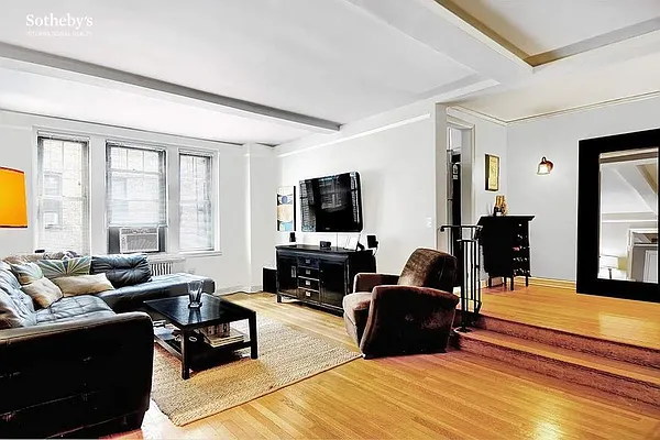 Rented by Sotheby's International Realty | media 13