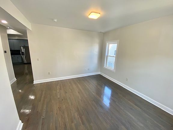 3rd image of 46 Norton St Floor 2