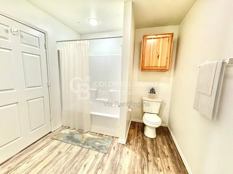 2123 E Broadway #2 — Photo 10