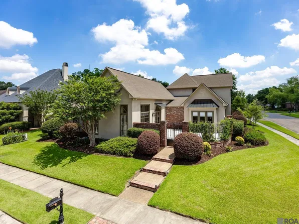 10757 Royal Ridge Ave, Baton Rouge, LA 70810