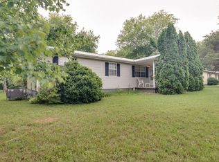 645 Beverly Ave, Hohenwald, TN 38462