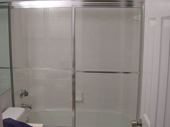 2nd Bathroom