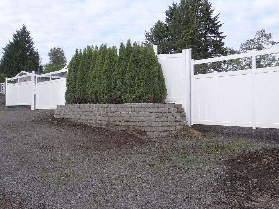 lot 21 currently 4 sale