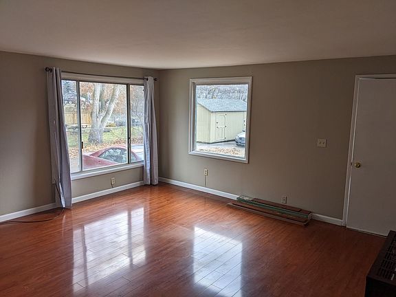 2nd image of 2502 Gleason St APT 1