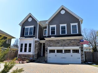 2310 N Glebe Rd, Arlington, VA 22207