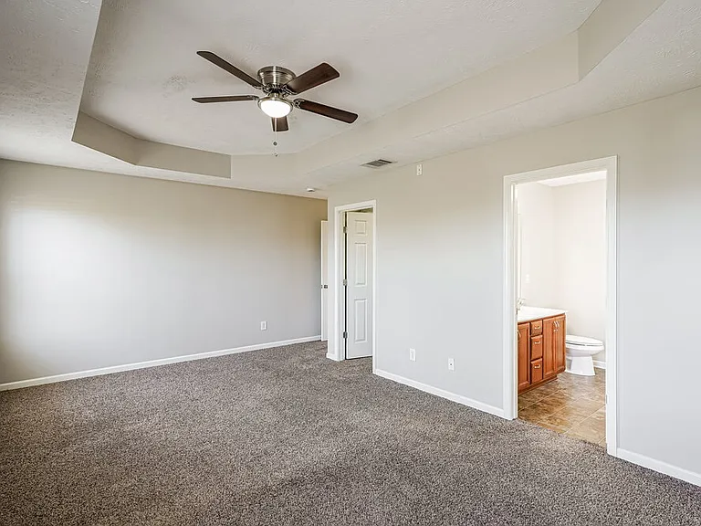 1416 Sprucedale Dr — Photo 10
