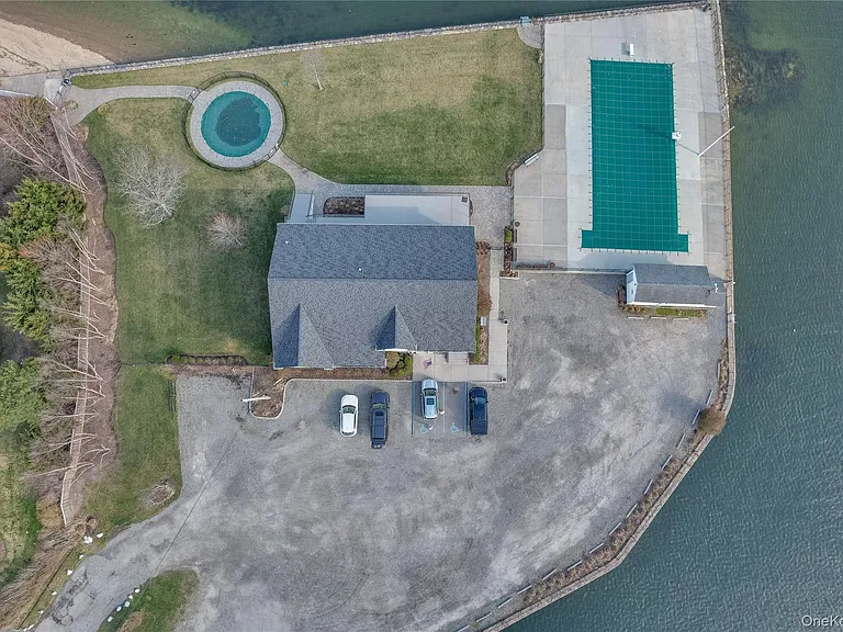 1001 Shore Acres Dr — Photo 34