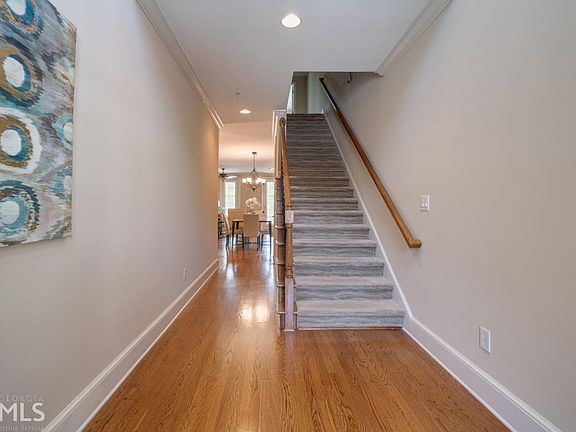 4th image of 2222 Edgartown Ln SE