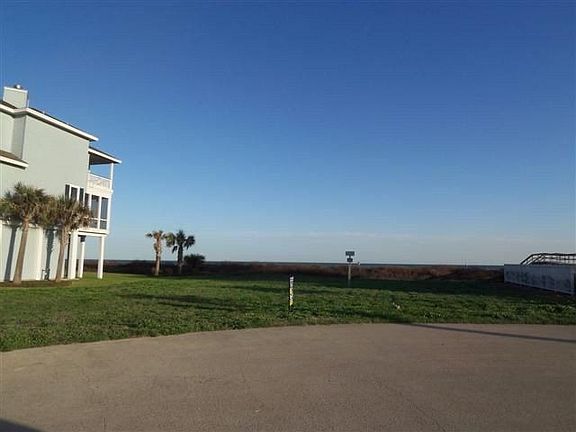 2nd image of 7 S Shore Dr