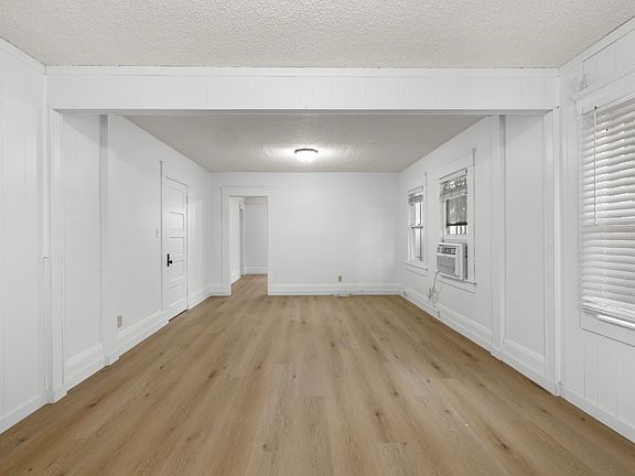 3rd image of 3659 Adams Ave