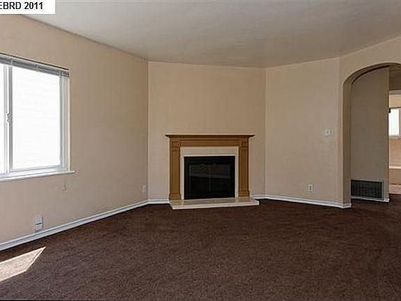 3rd image of 6331 Macarthur Blvd