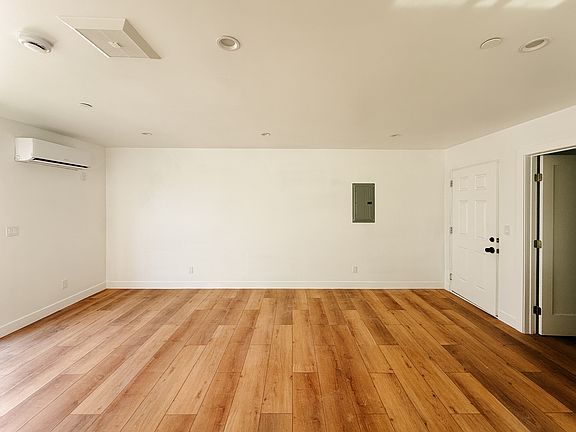 5th image of 7911 Aldea Ave