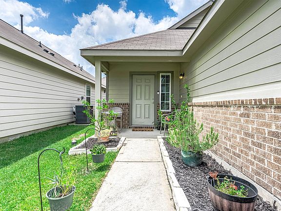 4th image of 17515 Greystanes Rd