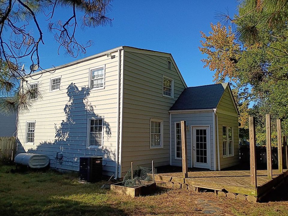 2nd image of 4901 Regent Rd