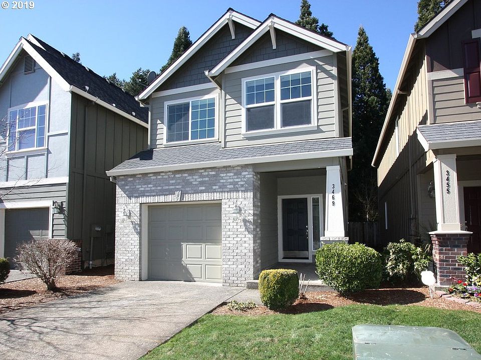 1st image of 3469 SE Pinewood Ave
