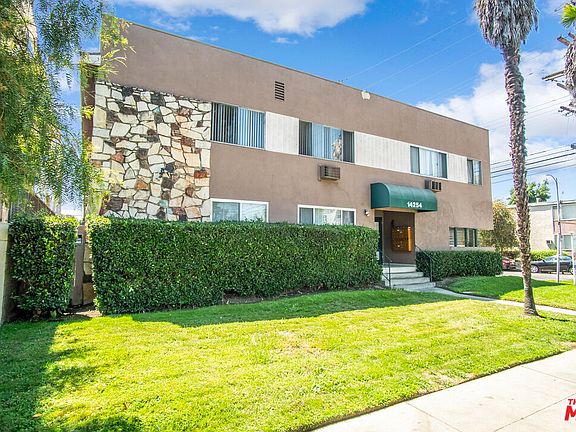 2nd image of 14254 Burbank Blvd