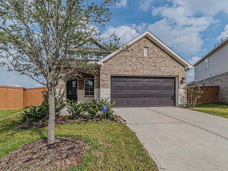 21606 Wave Hollow Dr — Photo 3