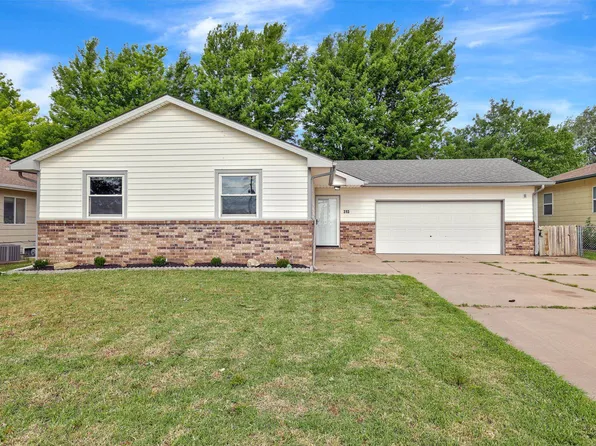 313 S Goddard Rd, Goddard, KS 67052