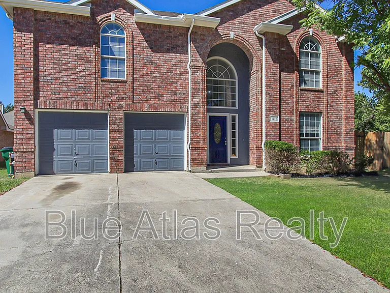 5717 Parkwood Trl — Photo 1