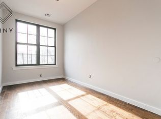 24 Richardson St #1R, Brooklyn, NY 11211
