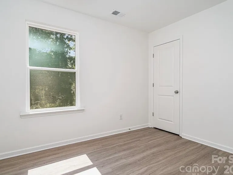 1812 Purser Dr — Photo 29