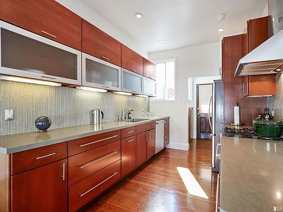4th image of 1503 Francisco St #1505F
