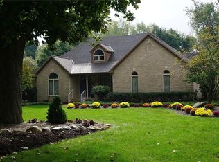 2361 Amberwood Cir NE, Massillon, OH 44646