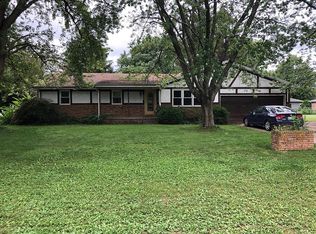 220 E Glendale St, Manito, IL 61546