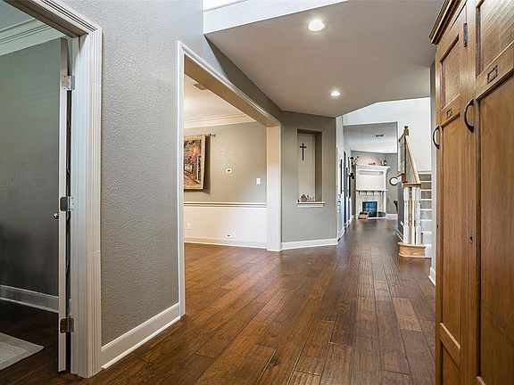 5th image of 5233 Winterberry Ct