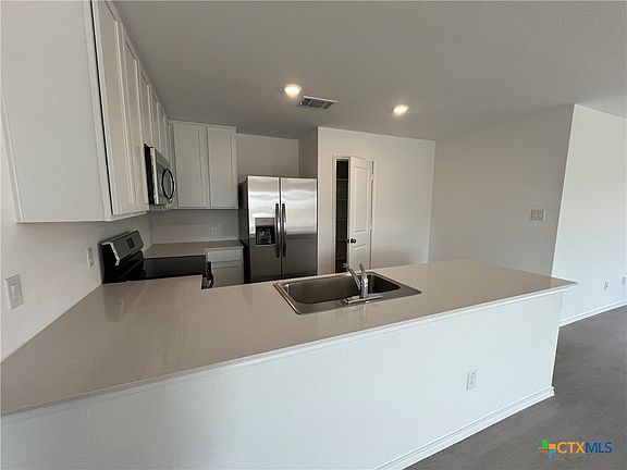 4th image of 1300 Canyon Turn Dr