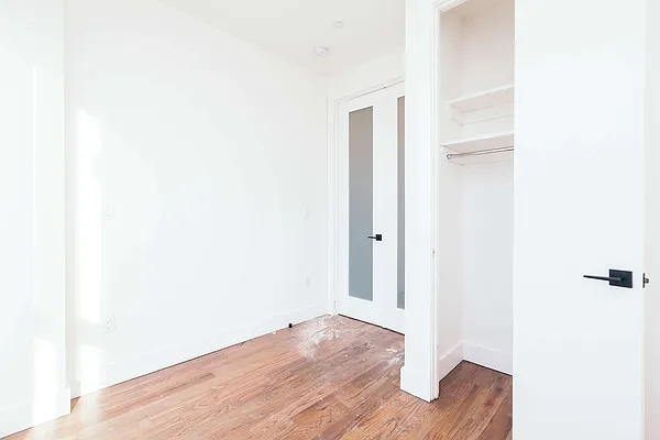 Rented by Nooklyn NYC LLC | media 10