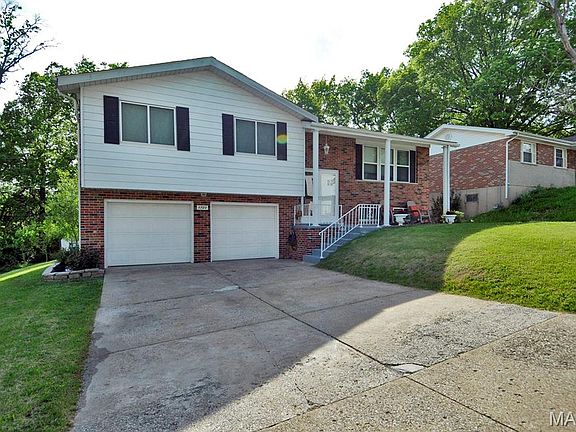 2nd image of 1723 Melody Ln