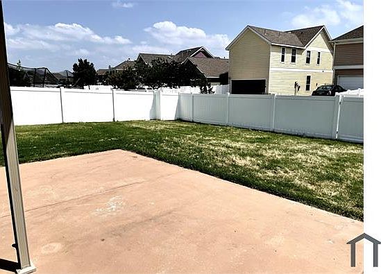 5th image of 9120 Blackstone Dr