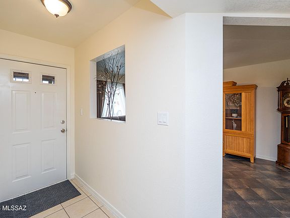 5th image of 134 W George Truit St