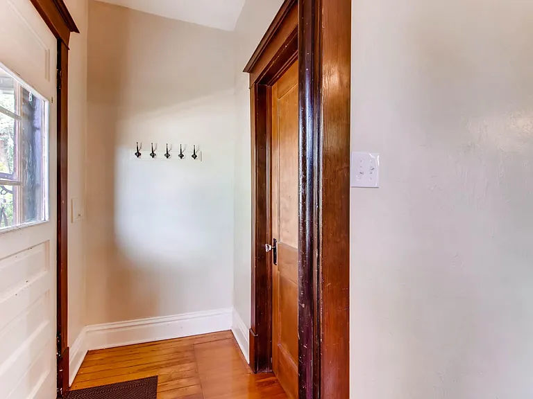 Front Entry Way